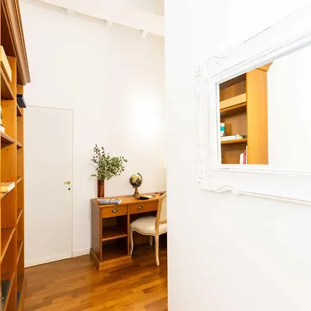 Luxury House Lungaretta - Zeno 50 Appartement Rome