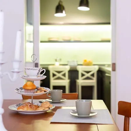 Appartement Luxury House Lungaretta - Zeno 50 *